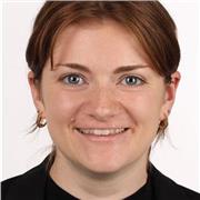 Masters student in linguistics offering classes in English (native American)